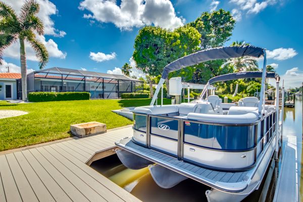 Bentley 24' Tritoon | 200PS | 2024