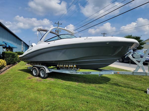 2023 Hurricane SunDeck 2690 | 350PS | Bayshore